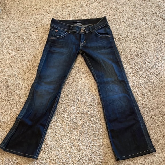 Hudson Beth Mid Rise Bootcut - Picture 2 of 4